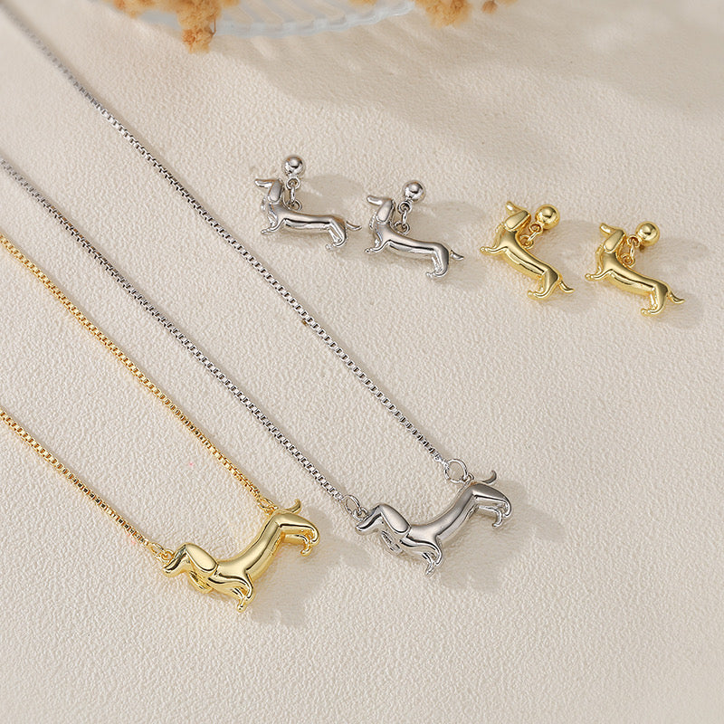 Salchicha Necklace