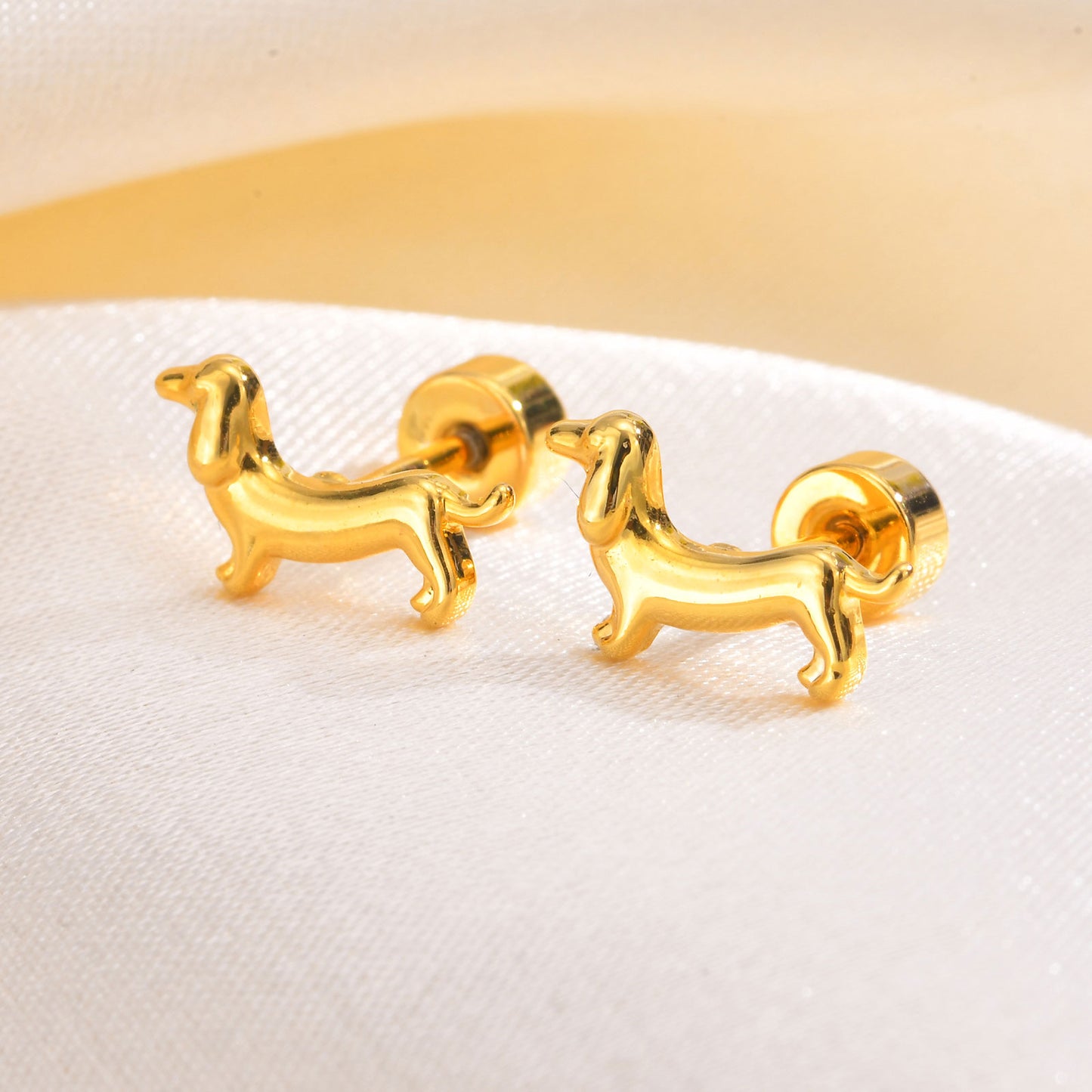Salchicha Studs