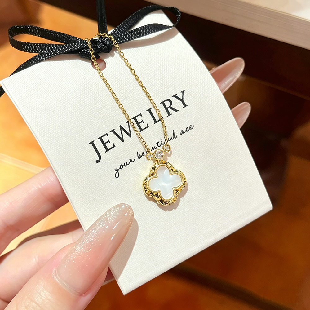 White Clover Necklace