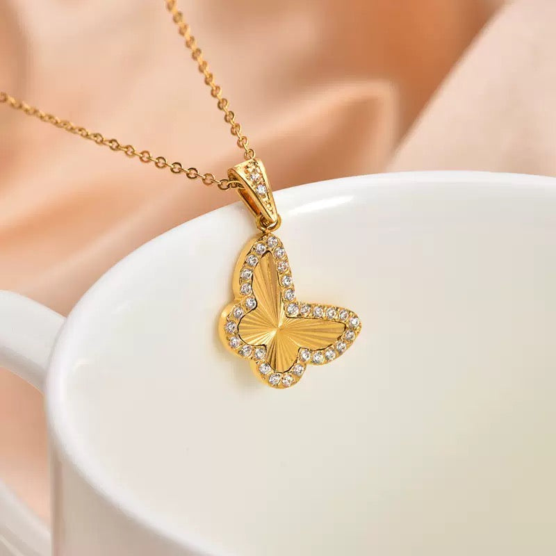 Isora Necklace