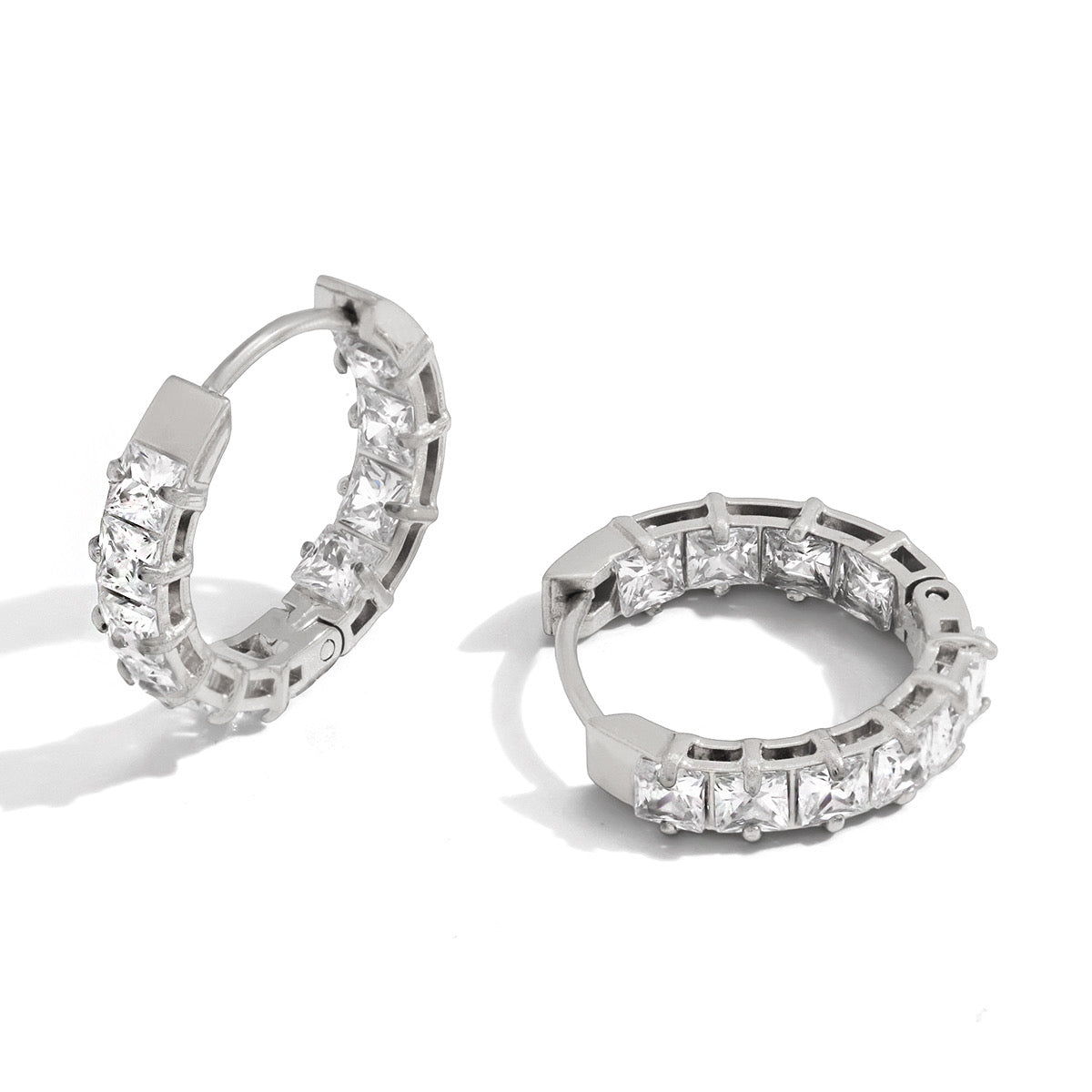 Celine Hoops