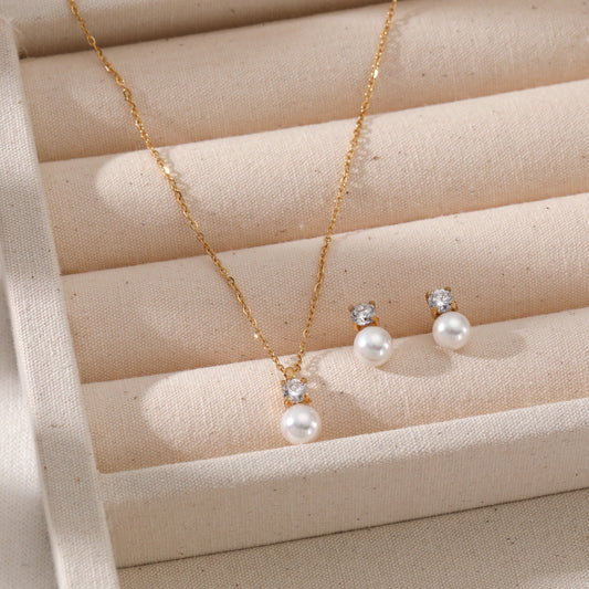 Pearl & Crystal Drop Necklace