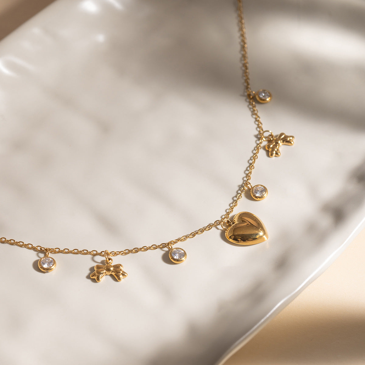 Belle Necklace