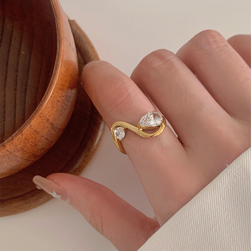 Linear Crystal Ring
