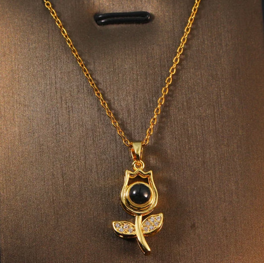 Tulipán Te amo en 100 idiomas Collar