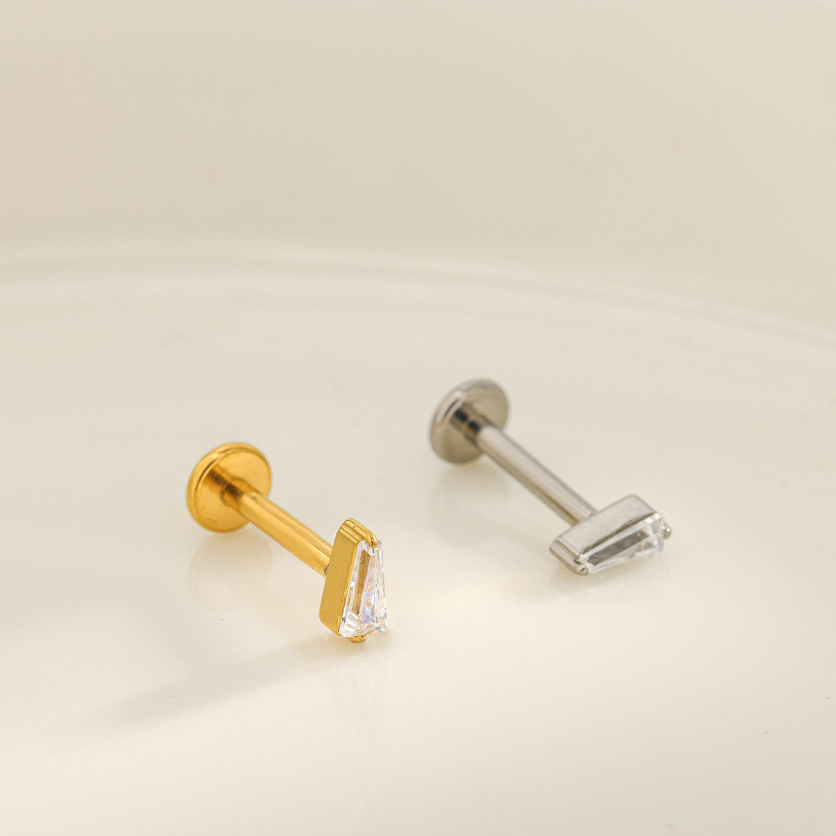 Nova Labret