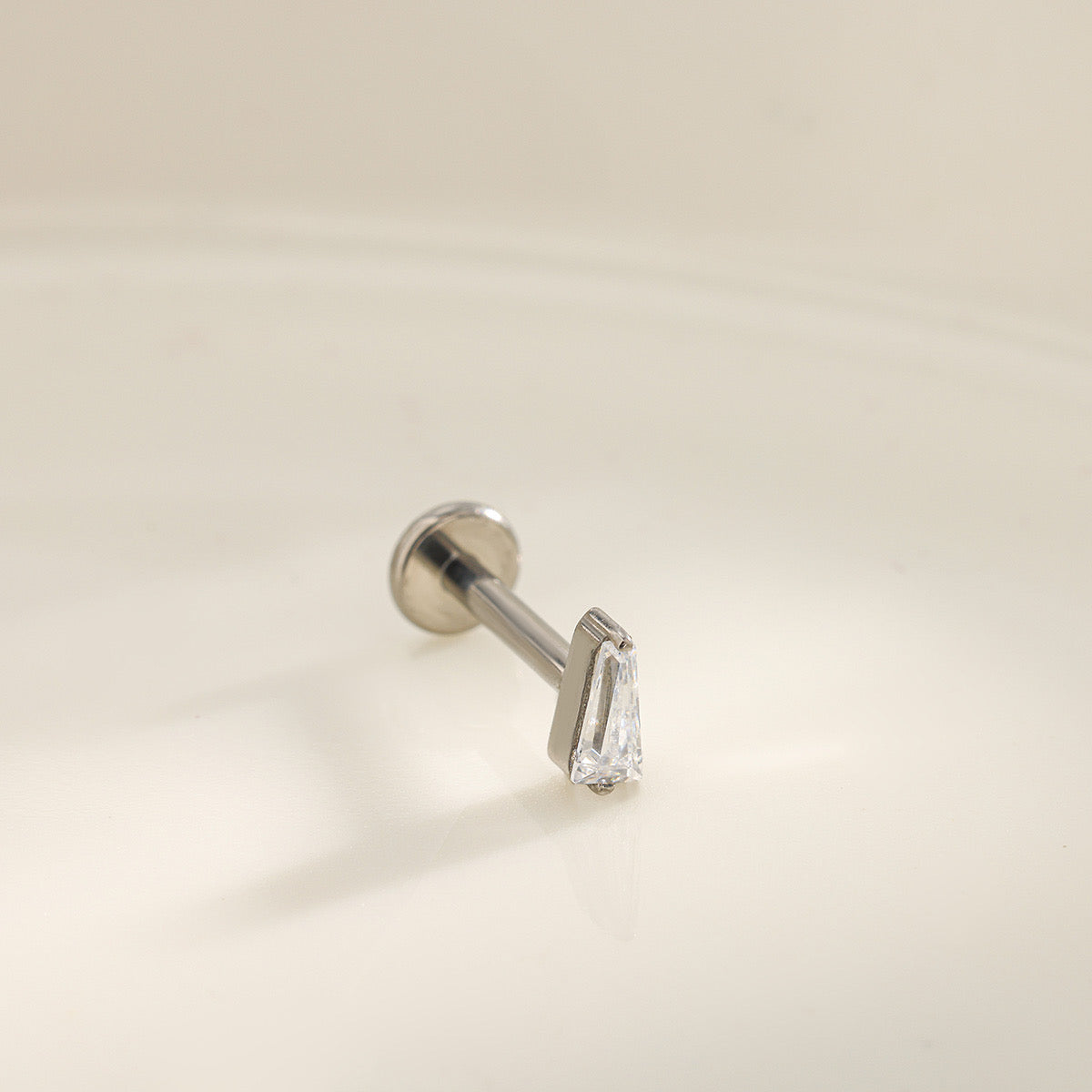 Nova Labret