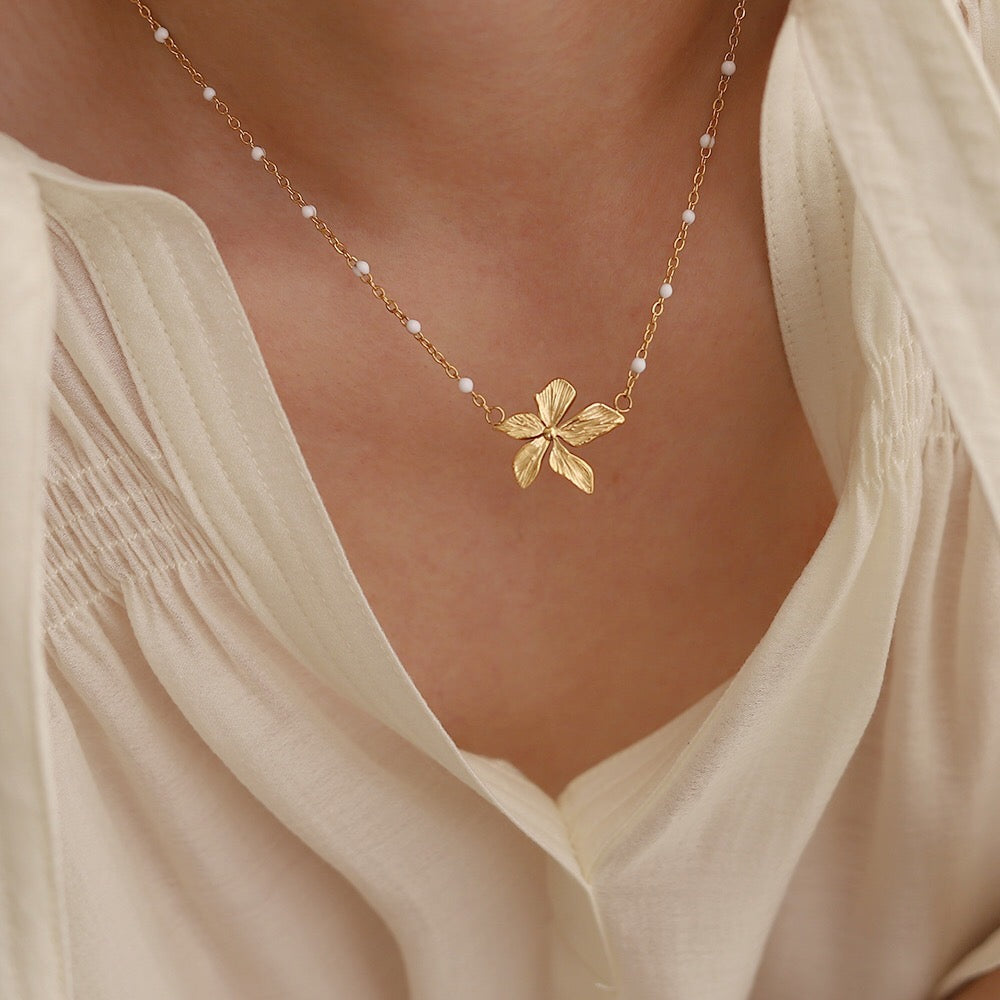Nerine Necklace