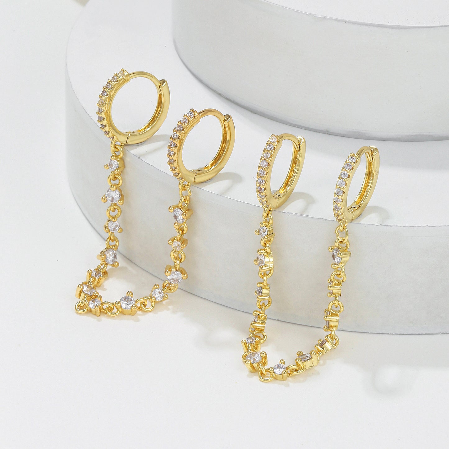 Varenna Chain Huggies