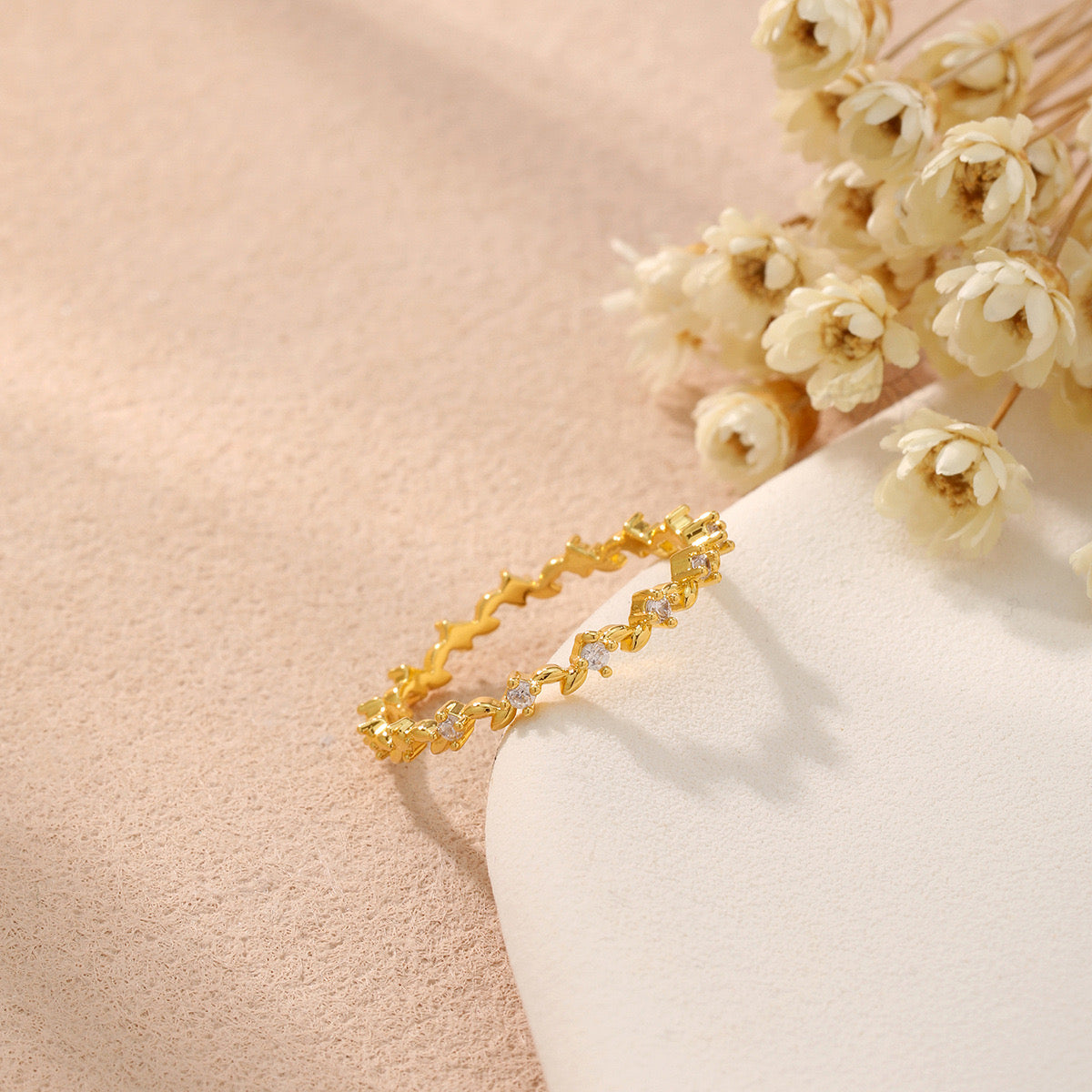 Mini Leaves Ring