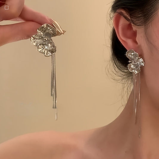 Maelis Silver Earrings