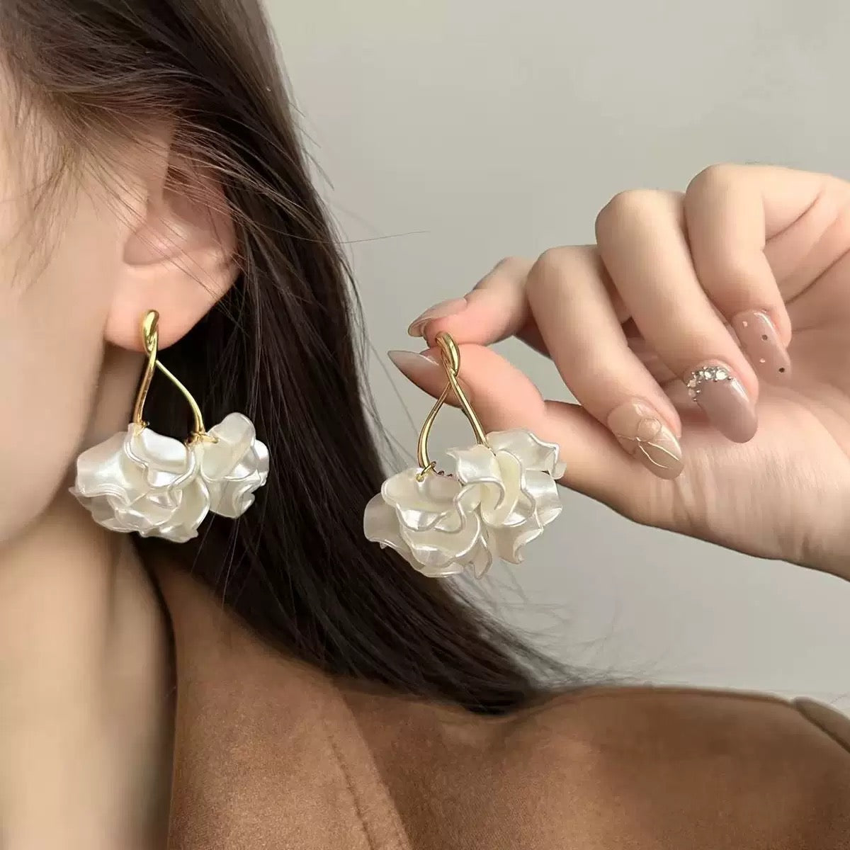 Evania Earrings