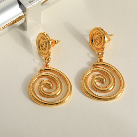 Swirlé Earrings