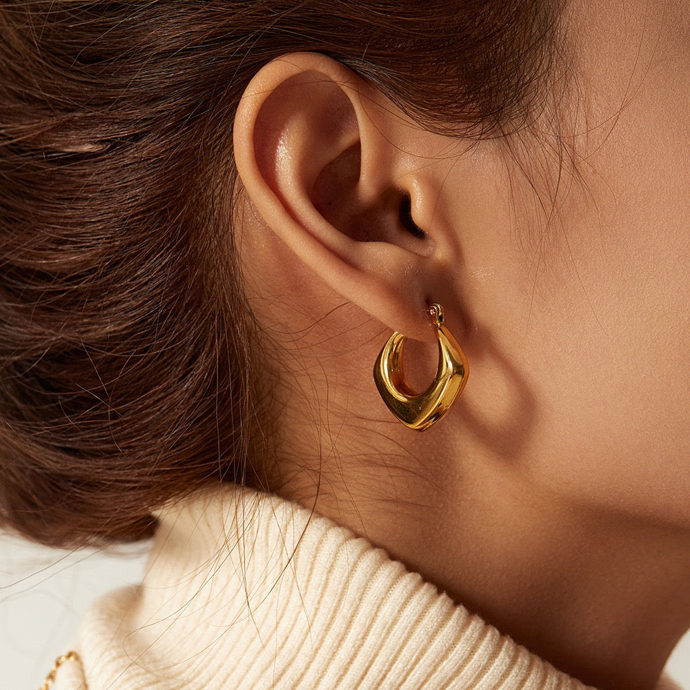 Amaya Golden Hoops