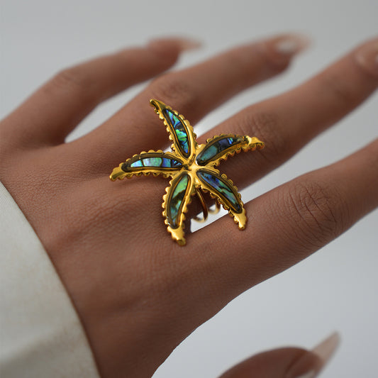 Astrolirus Ring