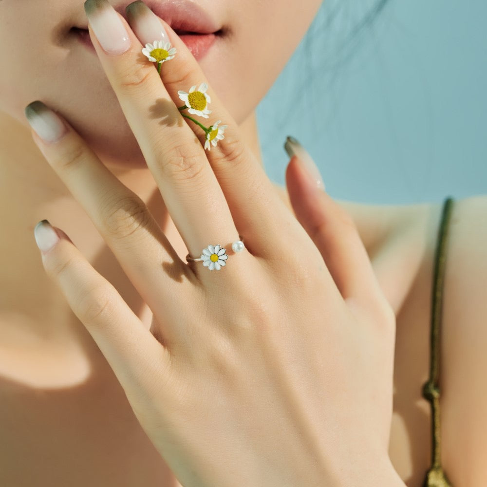 Daisy Grove Ring