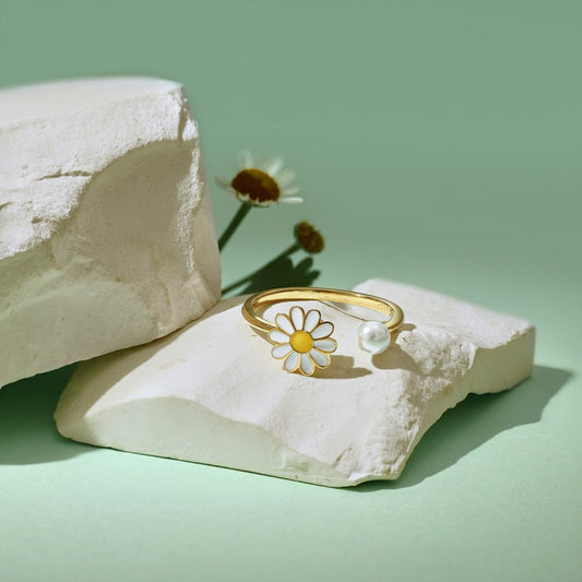 Daisy Grove Ring