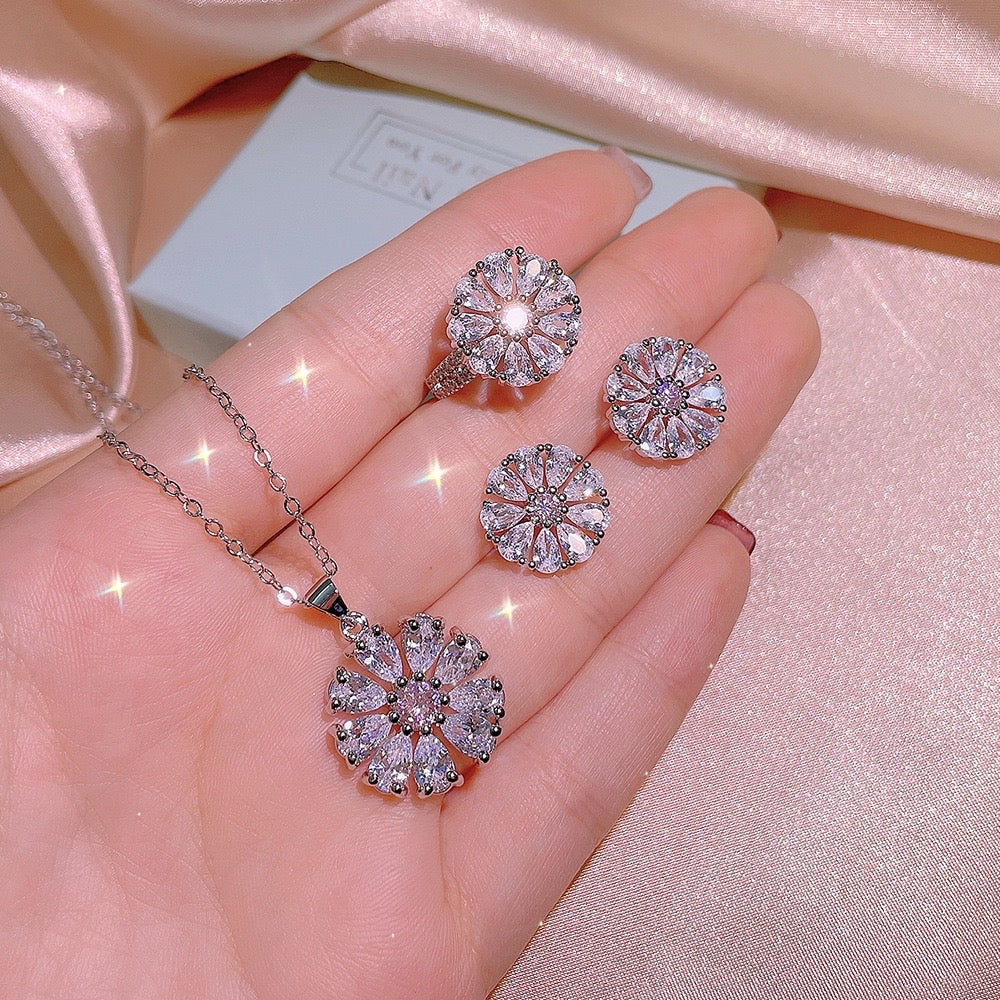 Silver Flower Set