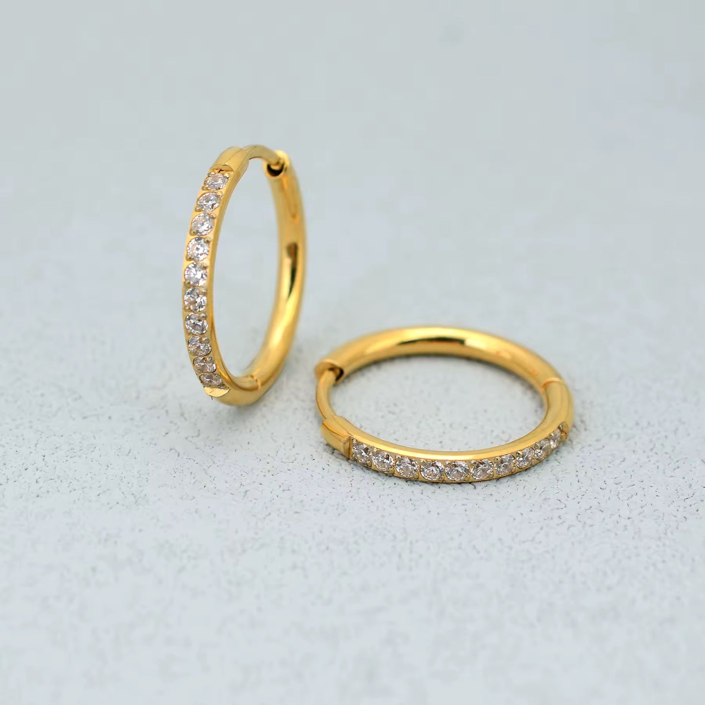 Anne Hoops