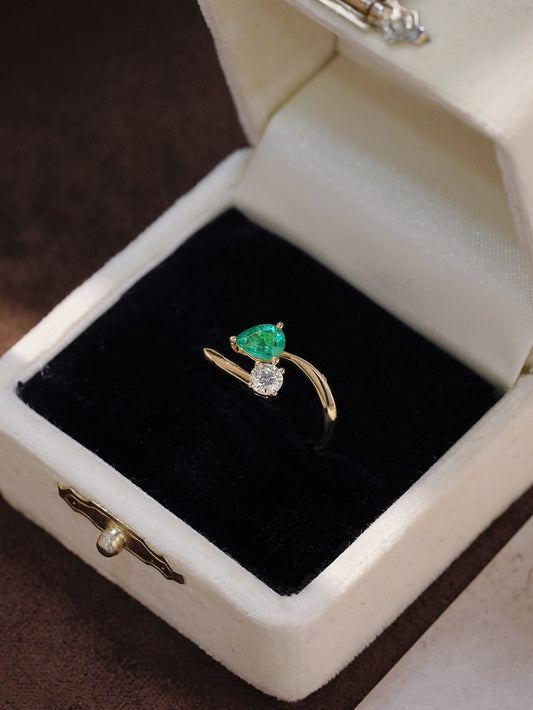 Aurora Green Ring