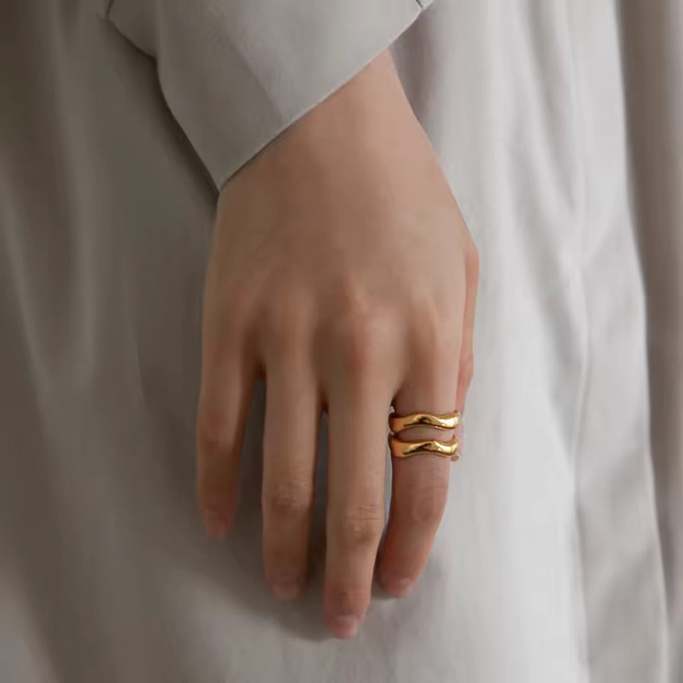 Wavy Ring