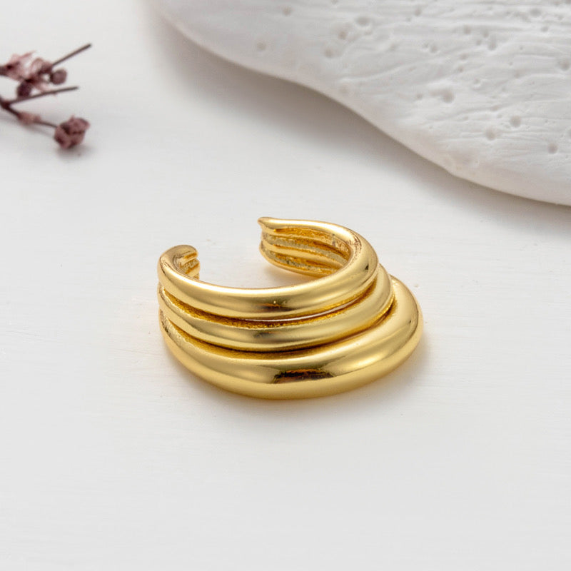 Simple Golden Earcuffs